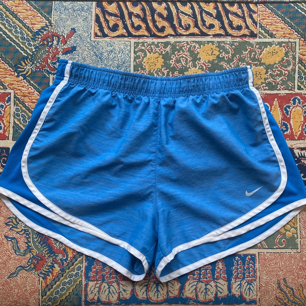 Nike Dri-FIT Tempo Running Shorts size M